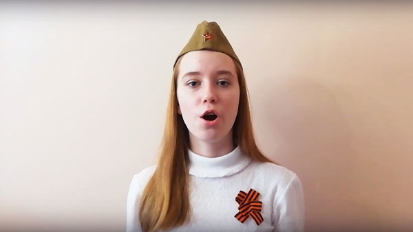Школьники присоединились к песенной акции ко Дню Победы