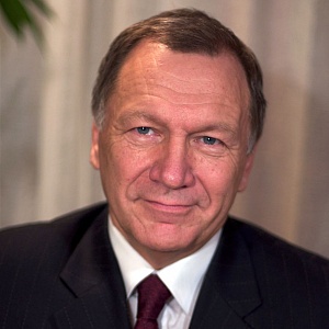 Настоящую эпидемию наша система не выдержит! Только смена строя может изменить ситуацию в стране. Александр Редько