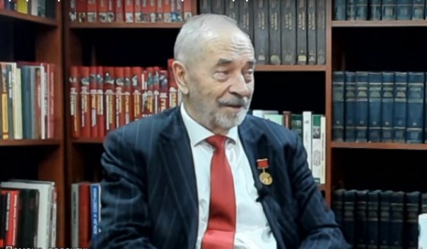 Профессор Попов отвечает на вопросы