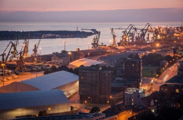 Ненавидеть Россию, но наживаться на ней: грязный прибалтийский подход