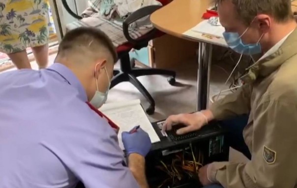 СК назвал причастных к реабилитации нацизма в ходе "Бессмертного полка"