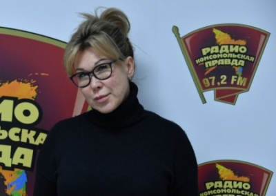 Телеведущий Андрей Норкин сообщил о смерти жены Юлии