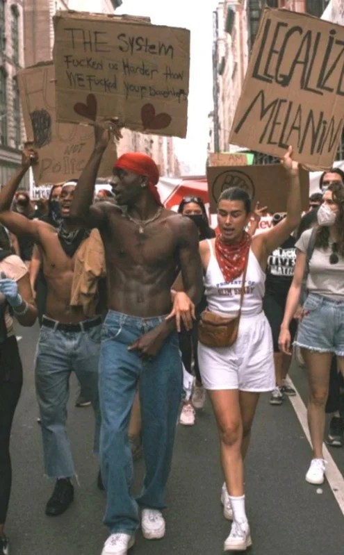 Муса жалуется