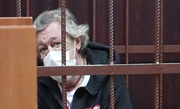 Адвокат рассказал, почему семья Захарова не приняла извинения Ефремова