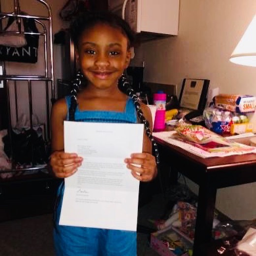 Барбра Стрейзанд подарила дочери погибшего Джорджа Флойда акции