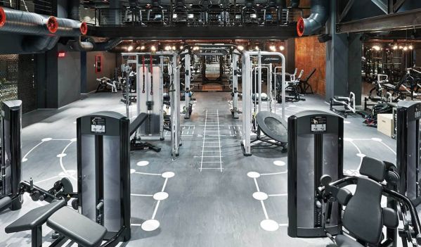 Оборудование для спортзалов: преимущества профессиональных тренажеров