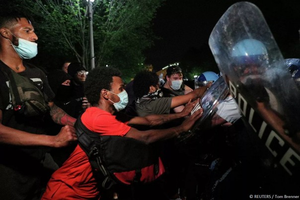 В Вашингтоне ввели комендантский час и задействовали нацгвардию