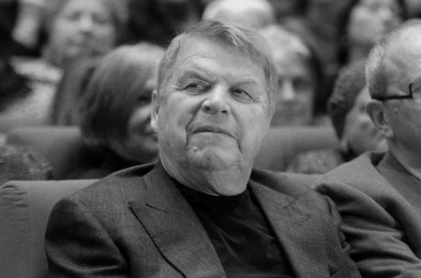 Умер актер Михаил Кокшенов