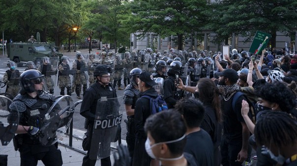 Кто раскачивает протесты в США. Анатолий Вассерман