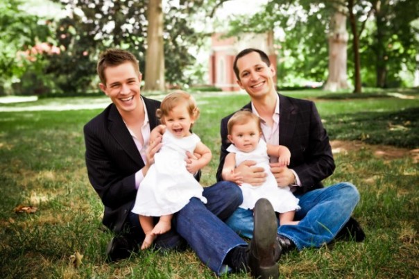 Статистика показывает, что счастье и взаимопонимание в гомосексуальных парах зачастую отсутствуют