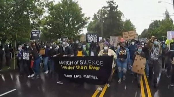 Протестующие в США перешли к новой тактике