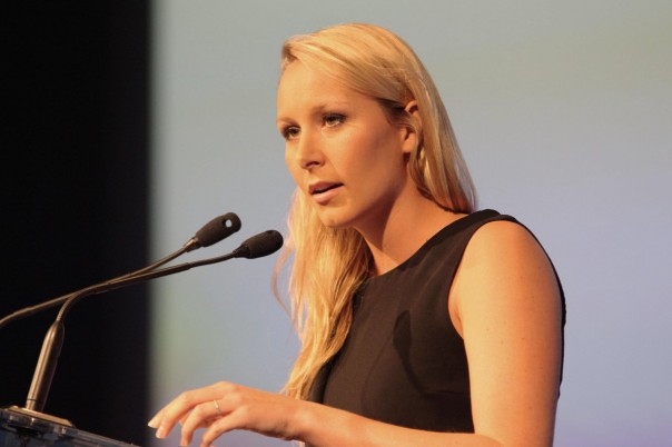 Есть женщины во французских селеньях