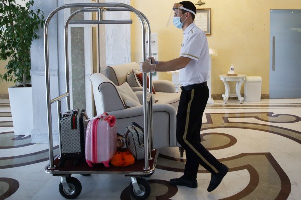 Как будут заселять в номера пары без штампа в паспорте