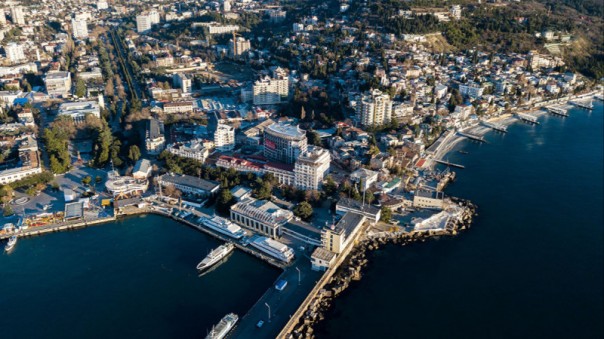 Эксперт не исключил, что отмена крымских санкций "не за горами"