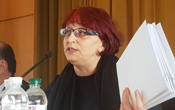 «Слуга народа» Галина Третьякова предложила стерилизовать малообеспеченных, чтобы не рожали детей «очень низкого качества»