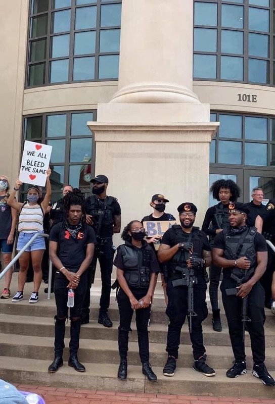 Майдан в Портланде | В Европе и США продолжается борьба за расовое равенство | Марш черных правосеков. Штат Грузия