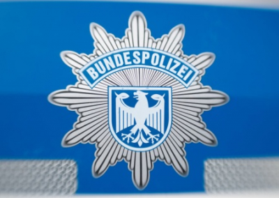 Junge Welt: Немецкий суд оправдал полицейского, который кричал «Хайль Гитлер!»