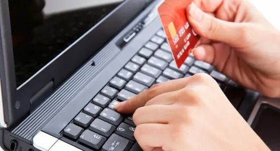 Банки отменяют СМС-подтверждения при онлайн-покупках