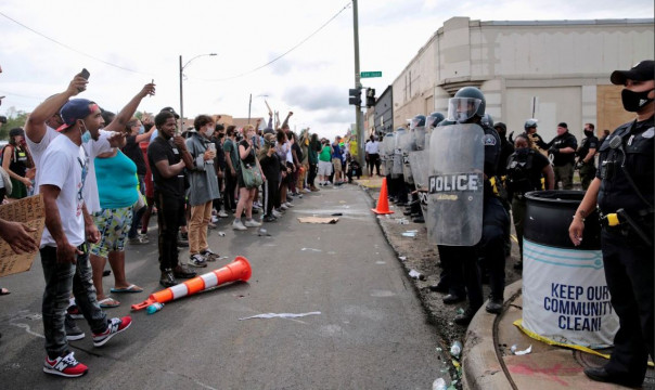 Америка превращается в заповедник крайней идеологической нетерпимости