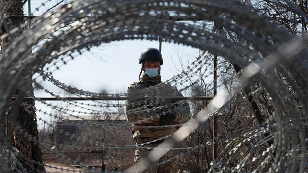 Украинские силовики начали подготовку к полному прекращению огня в Донбассе
