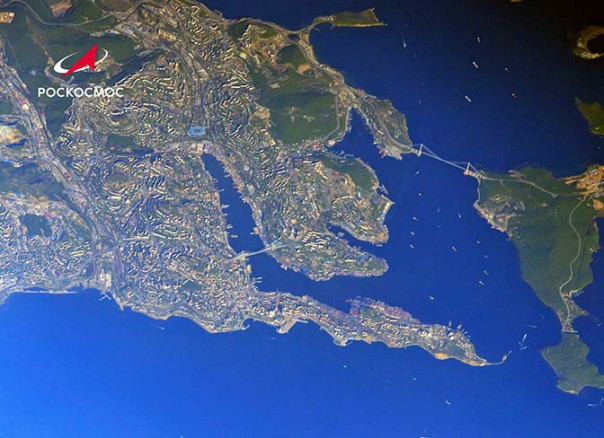 Взгляд из космоса: парады в честь Дня ВМФ РФ сняли с МКС