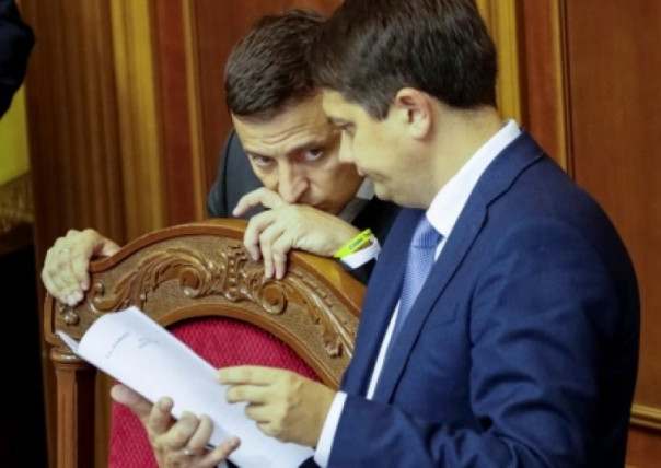 После местных выборов спикер ВР Разумков дистанциируется от «зеленой власти»