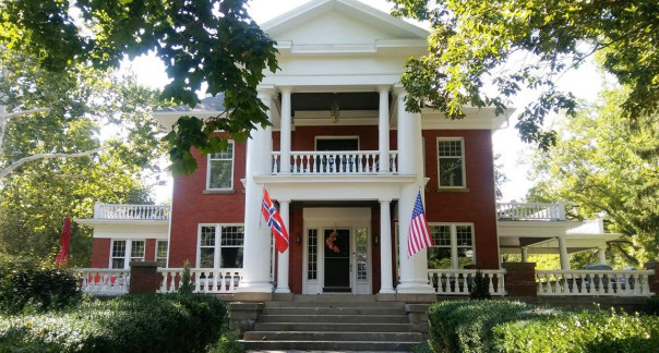 В США отель снял флаг Норвегии, который люди путали с флагом конфедератов