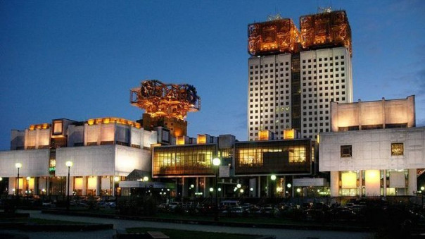 Академии наук РФ и США объединяют усилия в борьбе с COVID-19