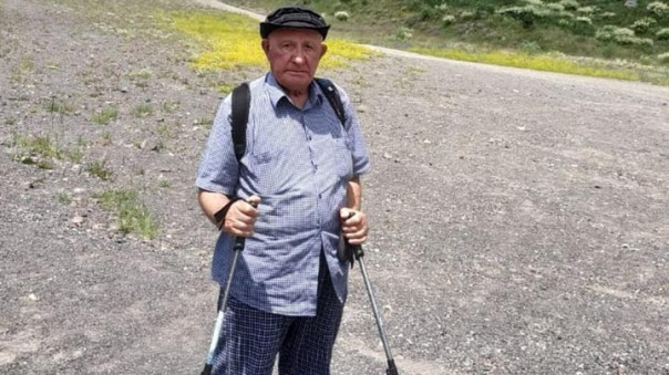 83-летний россиянин покорил Эльбрус