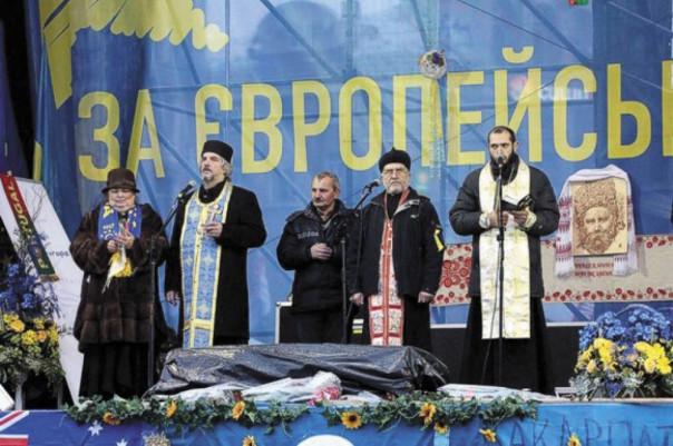 Главу белорусских католиков лишили гражданства и не пускают в Минск