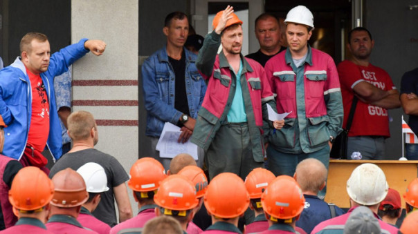 Белорусский активист сбежал из страны через форточку КГБ