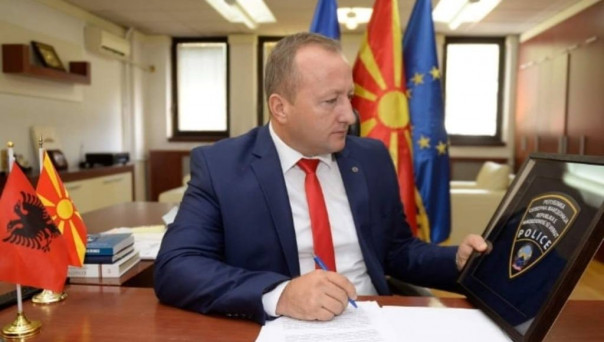 На униформе македонской полиции появился албанский язык
