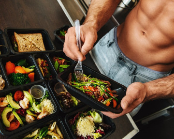 Как сбалансировать рацион питания мужчине