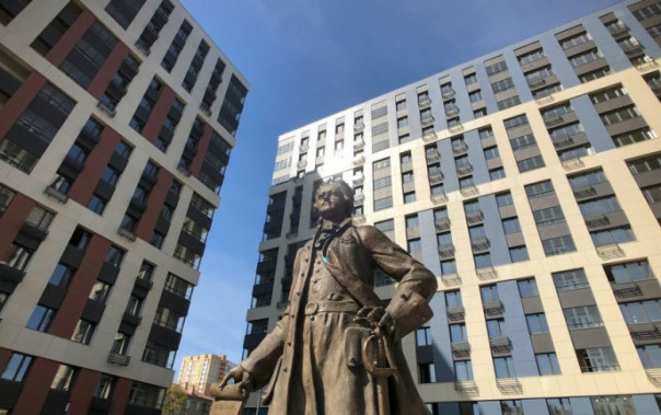 Зураб Церетели осчастливил столицу новым памятником Петру I