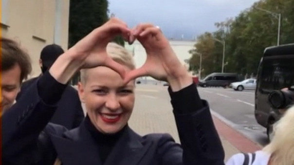 Власти Белоруссии утверждают, что на границе Колесникову выбросили из машины