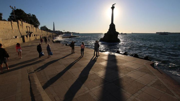 Севастопольский памятник против исторических фальсификаций.