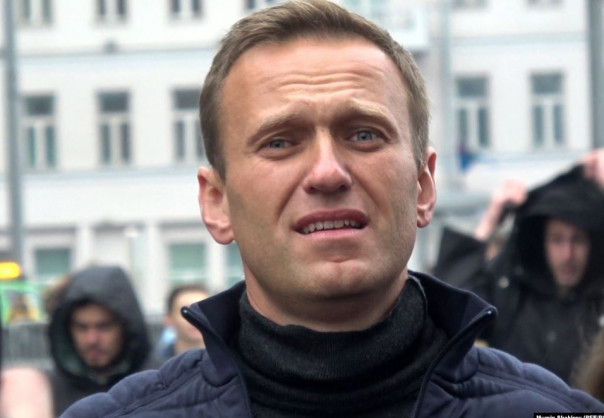 Почему не стоит верить новостям от Belingcat про выход Навального из комы?