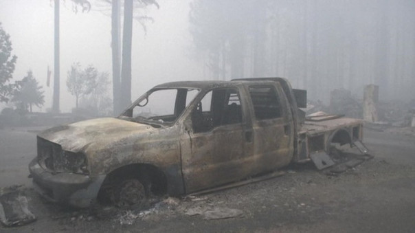 Природные пожары в США уносят все новые жизни
