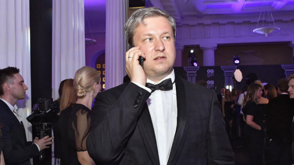 Одиозного либерального кинокритика уволили с Первого канала