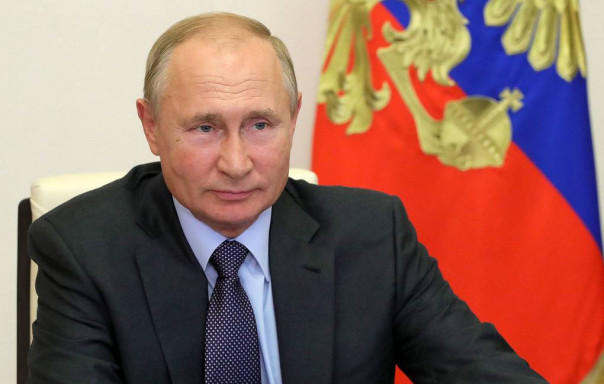 Путин проводит совещание с членами правительства