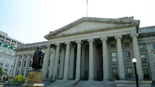 Дефицит бюджета США утроился в прошедшем фингоду