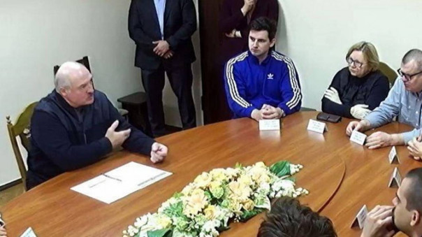 На заметку оппозиционным ТГ-каналам: почему Лукашенко приехал в СИЗО на самом деле