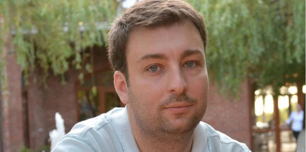 В полку идиотов прибыло!