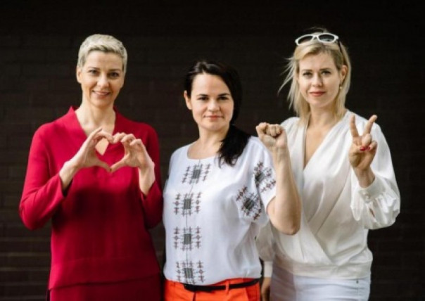 Международный республиканский институт вручил премию имени Маккейна Тихановской, Колесниковой и супруге Цепкало