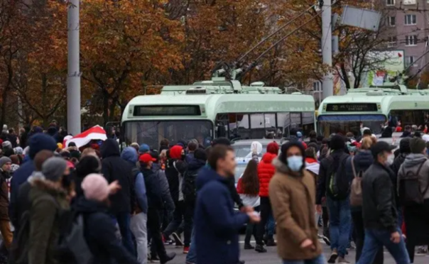В Белоруссии на митингах задержали почти 200 митингующих