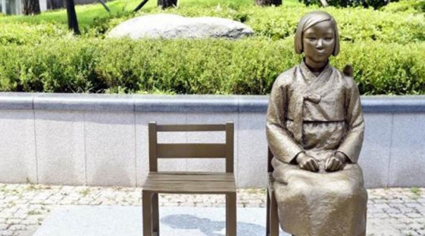 Статуи «Девочки мира» – напоминание или провокация?