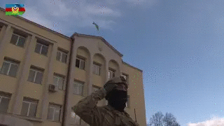 Армия Азербайджана показала первые кадры из взятого города-крепости Шуши и видео разгрома ВС НКР