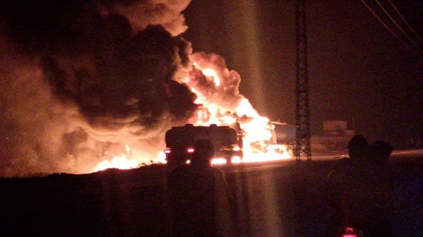 Взрыв и море огня у турок в Сирии