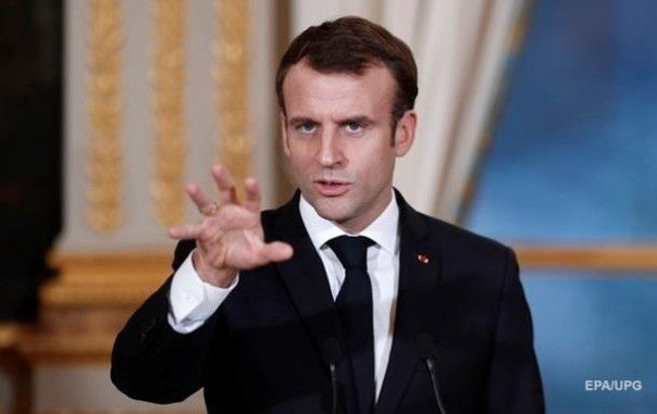 Макрон призвал пересмотреть правила Шенгена