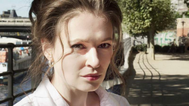 Загадочная Мария Певчих тщательно подчищает следы в Сети: история одной сушилки